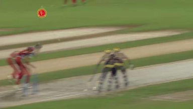 M11: RCB vs KKR –  Robin Uthappa Six