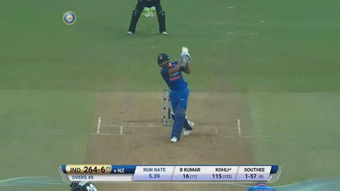 IND vs NZ 2017, 1st ODI: Virat Kohli Six