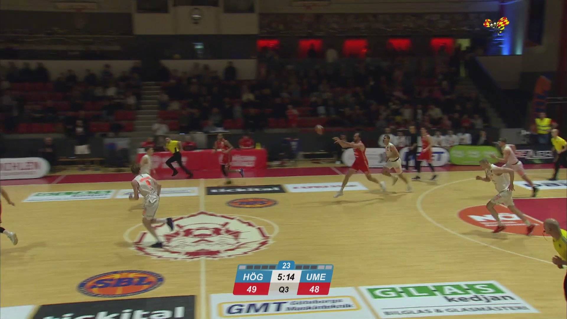 Färre misstag vann bottenkamp: Bài học từ chiến thắng của Högsbo trước Umeå