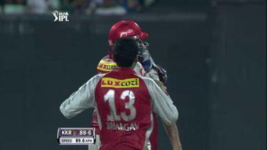 Match 17 KKR vs KXIP – Al Hasan's Wicket