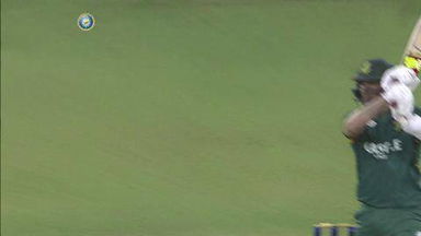 2ND ODI: IND vs SA – Dale Steyn Wicket