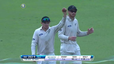 India VS NZ 2016, 2nd Test day 4: Mohammed Shami Wicket