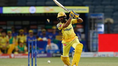 Breaking bat: Ferguson's pace cracks Rayudu's bat