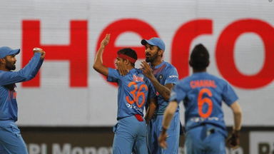 IND vs AUS 2019, 2nd T20I: Fall of wickets