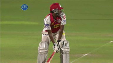 M18: RR vs KXIP – Parvinder Awana Wicket