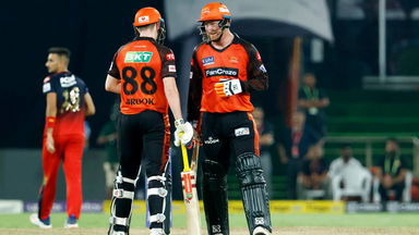 4,6,6: Brook & Klaasen take the attack to Karn Sharma