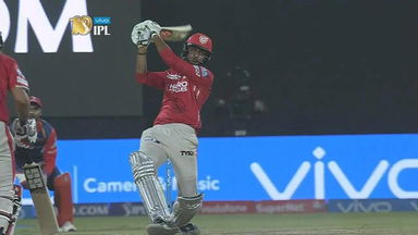 M15: DD vs KXIP – Axar Patel 44