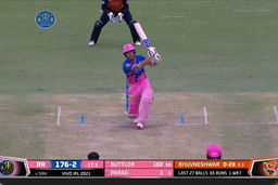 M28: RR vs SRH – Riyan Parag Six