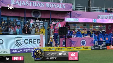 M11: RR vs DC – Yashasvi Jaiswal Wicket