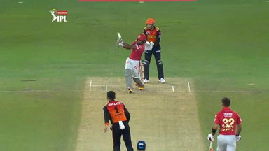 M22: SRH vs KXIP – Nicholas Pooran Six