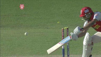 M69: KXIP vs MI – Praveen Kumar Wicket