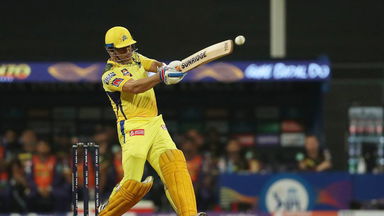 Full-power Dhoni shifts to top gear