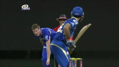 M66: MI vs RR – Glenn Maxwell Six