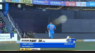 IND vs AUS 2020, 1st ODI: Rishabh Pant Wicket