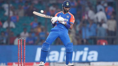 Epic No look shot, epic Reaction ft. Hardik Pandya