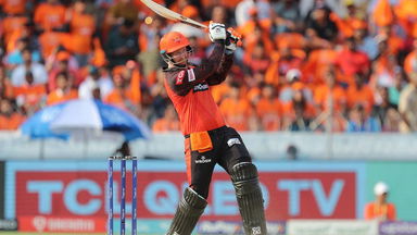 Klaasen provides impetus with attacking 47(29)