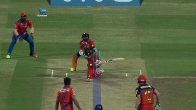 M57: GL vs RCB – Stuart Binny Wicket