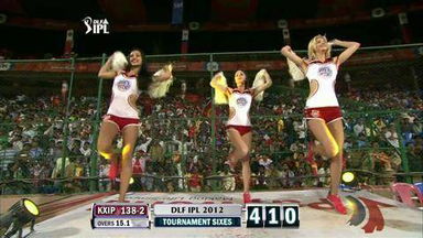 Match 44 RCB vs KXIP – Hussey's 3rd Six