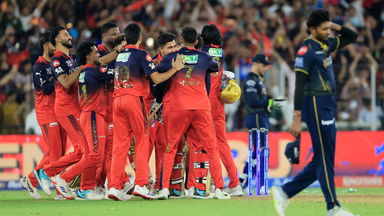 Kohli finishes off in style! RCB are CHAMPIONS AGAIN