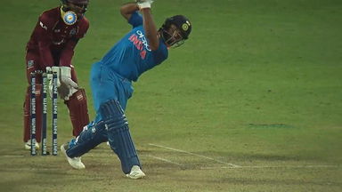 IND vs WI 2018, 3rd ODI: Rishabh Pant Six