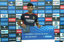 M01: MI vs RCB – Vivo perfect catch of the match – Washington Sundar
