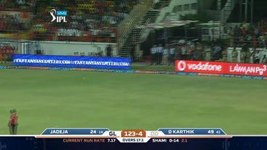M31: GL vs DD – Dinesh Karthik 53