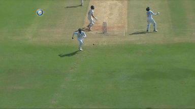 Funny Moment Alert, starring Rishabh Pant and  Ollie Pope