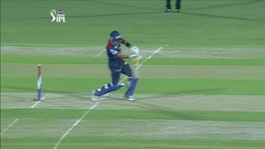 M67: KXIP vs DD – Unmukt Chand Six