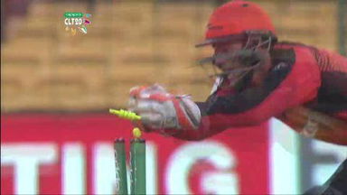 CLT20 2014 M19: PER vs LIO –   Amazing Moments