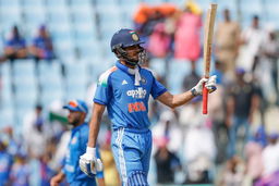 CAPTAIN CLASSY! Shubman Gill's sensational 154(110)
