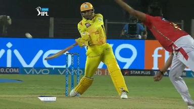 M56: CSK vs KXIP – Harbhajan Singh Six