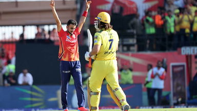Slow. Dip. Timber! Harshal outfoxes Shardul, Dhoni with magical slower ones