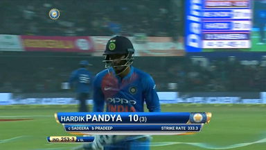 IND vs SL 2017, 2nd T20I: Hardik Pandya Wicket