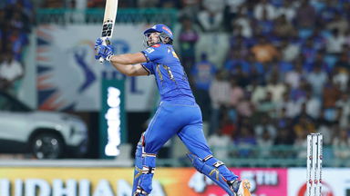 Tim David's vital finishing act of 35*(18)