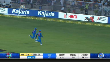The running race - Jadeja vs Kohli
