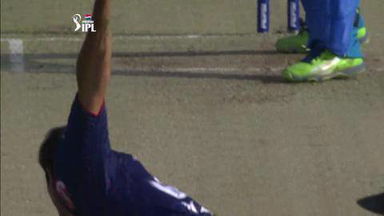 M71: PWI vs DD  – Aaron Finch Wicket