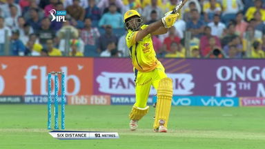 M46: CSK vs SRH –  Ambati Rayudu Six