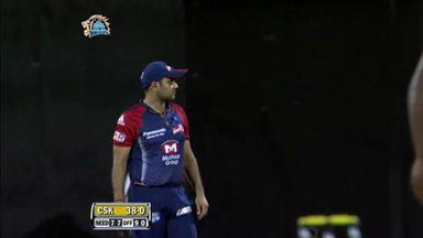 Match 59 DD vs CSK – Hussey's Six