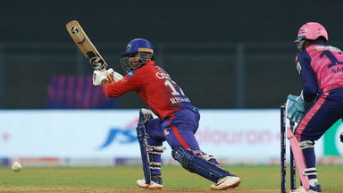 Captain Rishabh Pant's brisk 44 (24)