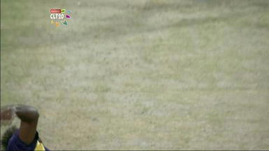 M2: DD vs KKR – AB Agarkar c Narine b Balaji