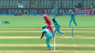 No-ball or not, Veda pouches one brilliantly