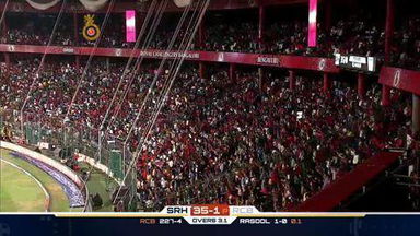 M4: RCB vs SRH – Shikhar Dhawan Wicket