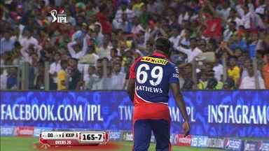 M10: KXIP vs DD – Axar Patel Wicket