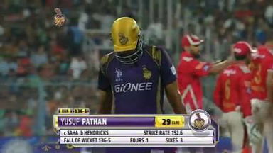 M44: KKR vs KXIP – Yusuf Pathan Wicket