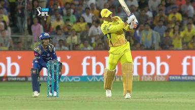 M27: CSK vs MI –  MS Dhoni Six