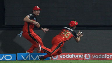 M11: RCB vs DD – Watson-Wiese relay catch
