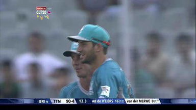 M6: TTN vs BRI –  Roelof van der Merwe c Burns b Hauritz