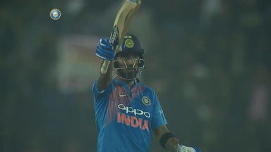 KL Rahul sizzles with a 48-ball 61