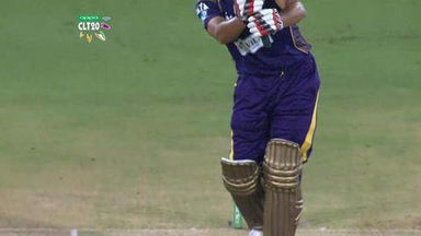M1: KKR vs CSK –  Manvinder Bisla Wicket