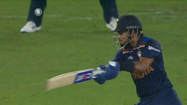 IND vs ENG 2021, 1ST T20I : Shreyas Iyer Six